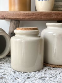 Image 3 of Les Jolis Pots