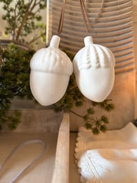 Set of 2 Hanging Acorns 