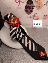 Image 17 of Classy Diva Tie Necklace