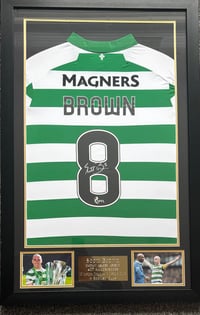 Signed Framed Scott Brown Celtic FC Shirt