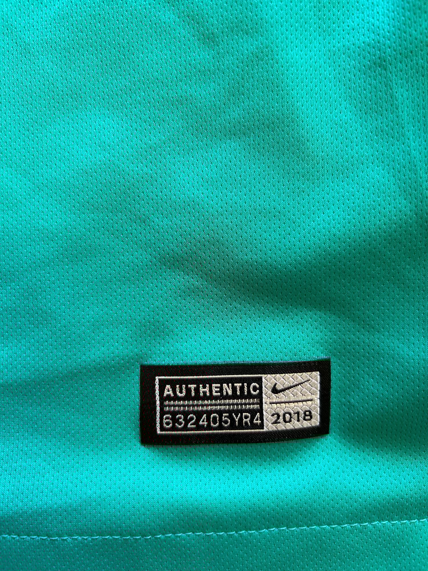 Image of Tottenham Hotspur “LUCAS 27” 2018/19 Third Shirt + UCL patches (L)