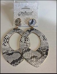 Image 3 of Snakeskin Print Dangle Earrings Black and White 
