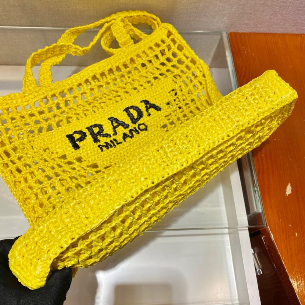 Pràdä Straw Beach Bag