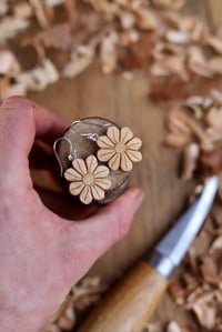 Image 3 of Daisy Flower- Earrings 