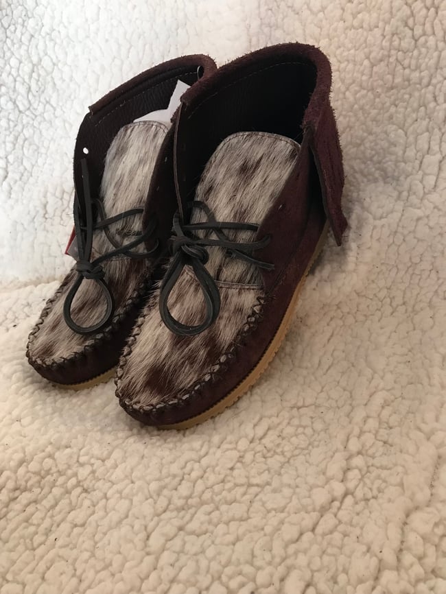 Tall ‘Roughout’ Cowhide Salt/Pepper-women’s moc 