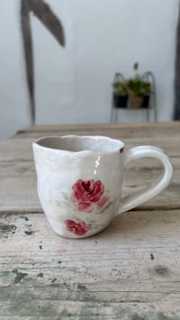 Image 1 of Rose mug 01