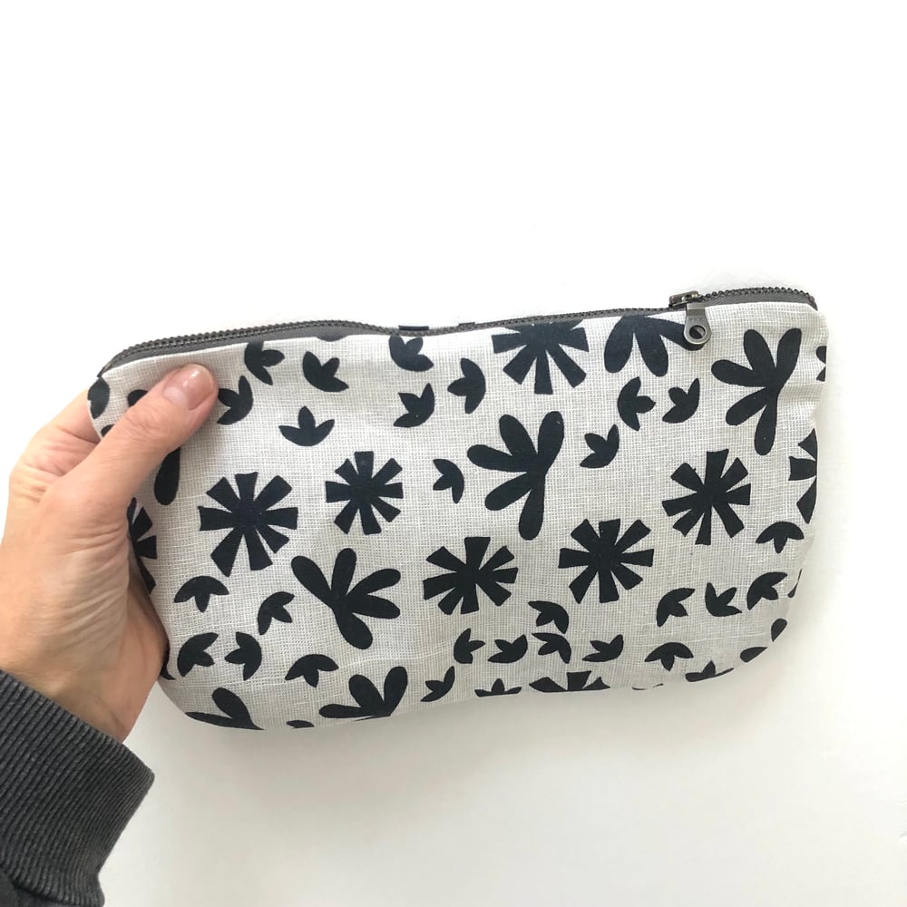 Image of Large Linen Pouch