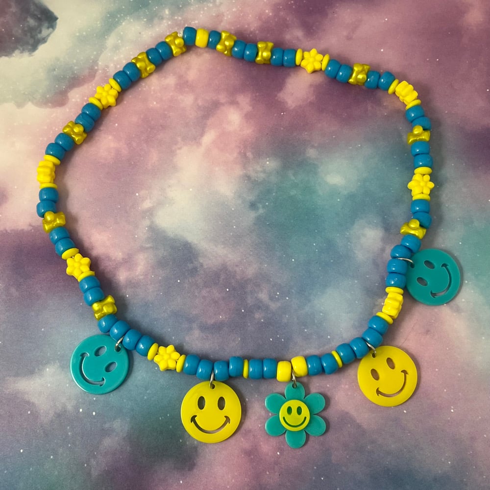 Image of Smiley Flower Kandi Necklace