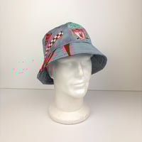 Image 4 of Liverpool Bucket Hat [2008 Away]