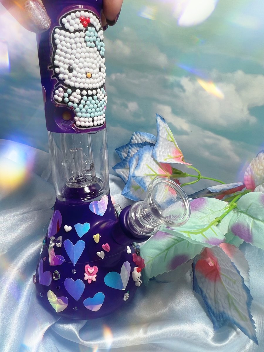 Hello Kitty Weed Pipes And Bongs