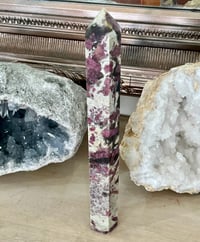 Image 2 of Pink Tourmaline Generator | #2989