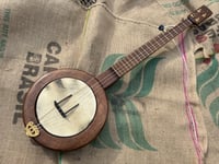 Image 2 of Boggart Mountain Banjo walnut gold