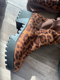 Image 2 of Leopard thigh boot 