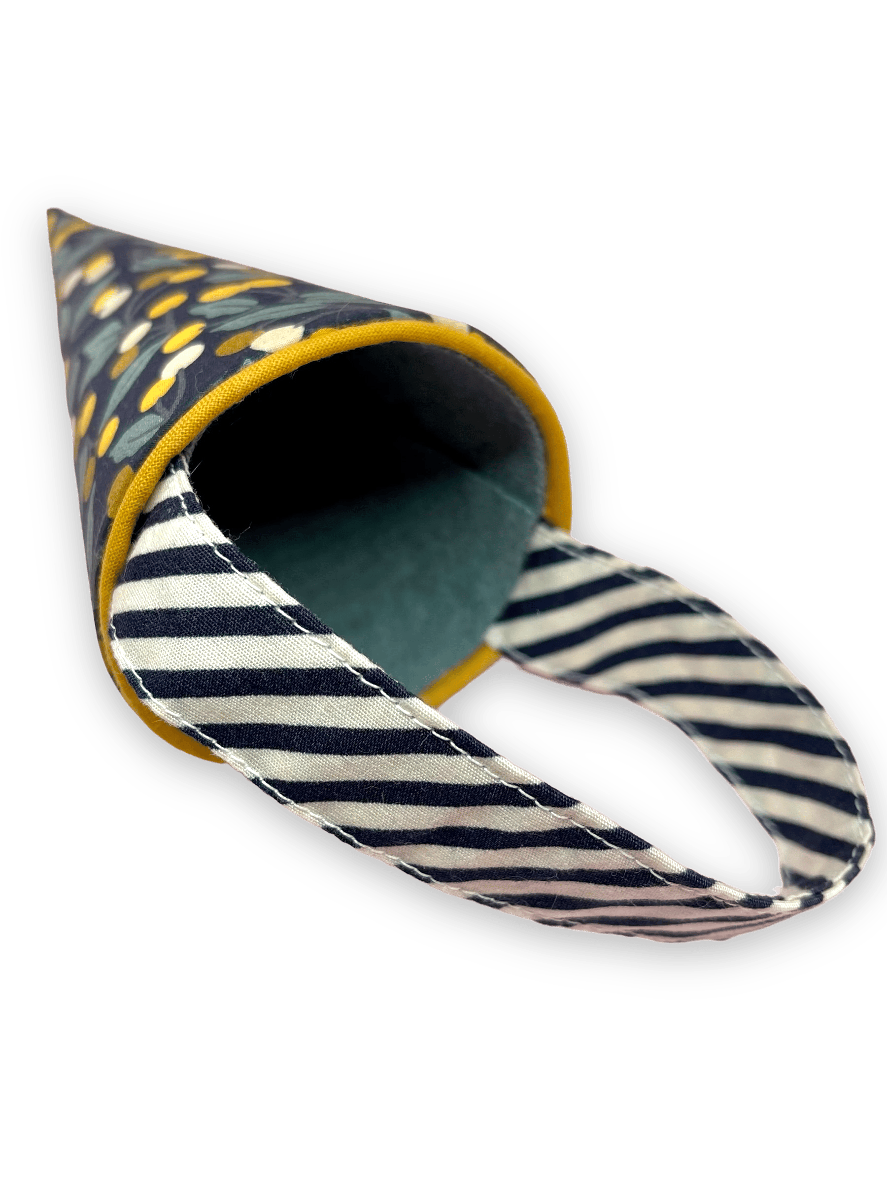 Image of Cherry Mustard Piping