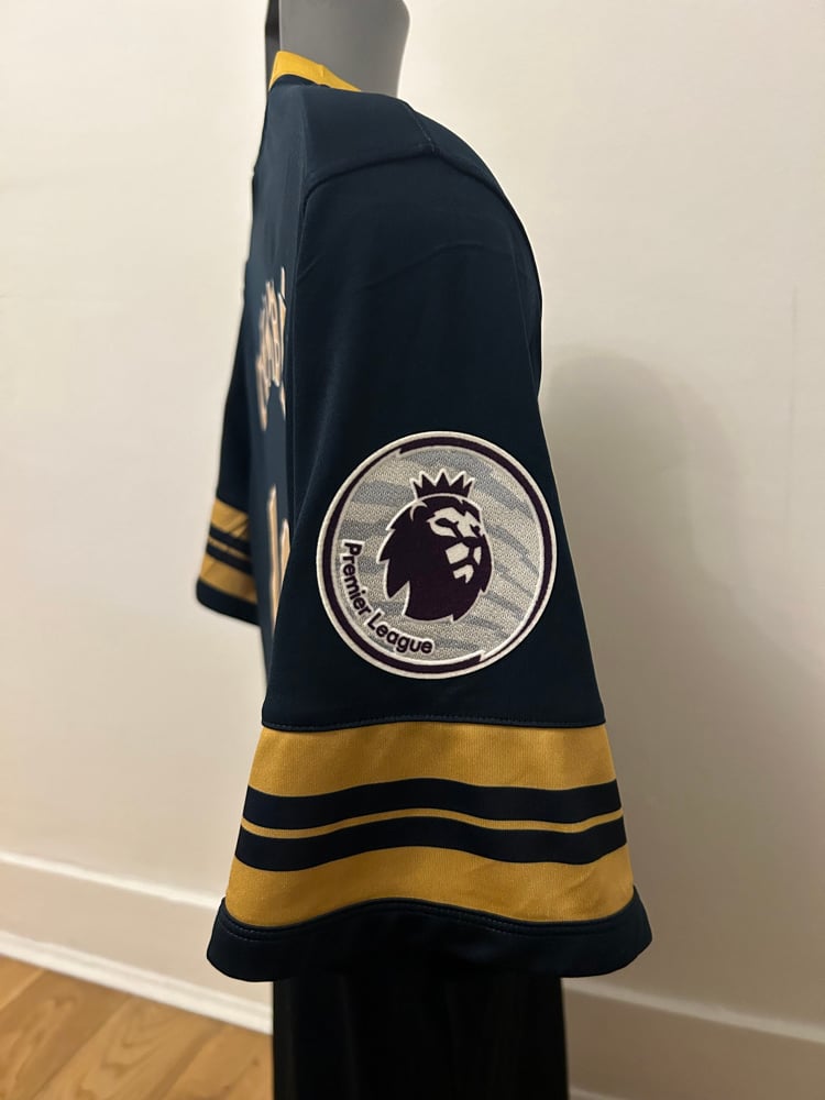 Image of Tottenham Hotspur “DEMBÉLÉ 19” 2016/17 Away Shirt + PL patches (L)