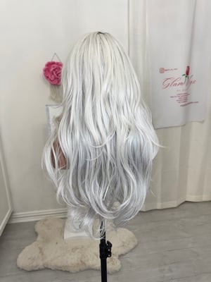 Image of Frosty luxury (pre order)