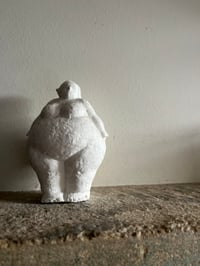 Image 1 of FEMALE BODY