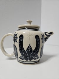 Image 4 of Teapot 5 - Horseshoe, Heart & Swords *SECONDS PIECE*