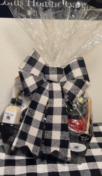 Image 2 of Bath Time Wellness Basket 