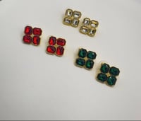 Gem square stud 