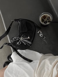 Image 4 of #AXIS CARABINER 003