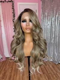 Image 4 of Ash brown blonde tip luxury 