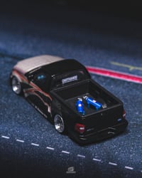 Image 17 of FORD F-150 LIGHTNING SVT CUSTOM