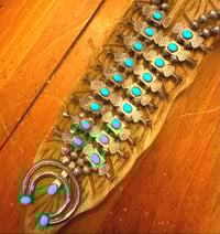 Image 3 of Vintage box-bowtie petit squash necklace 