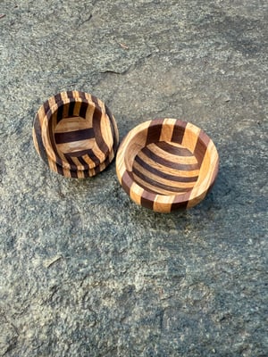 Image of Lidded Hōju in Walnut/White Oak