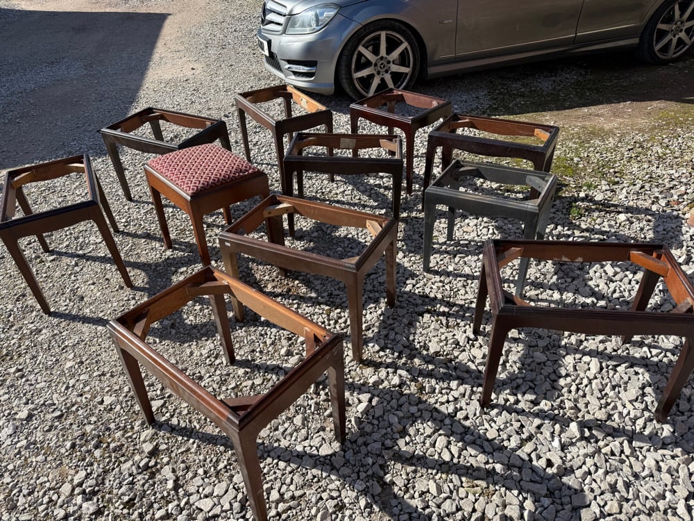 Image of 11 x stag stools 