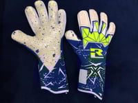 Image 2 of GUANTO PORTIERE.