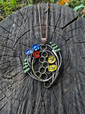 Summer pendant 