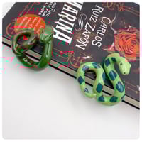 Image 4 of Bookshelf Snakes 8cm