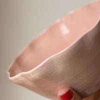 Image 4 of Frill bowl soft pink