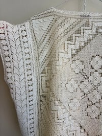 Image 3 of Daisy shirt, touch of grey (one size)