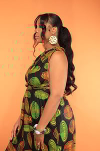 Image 2 of THEE Kinky Straight Ponytail