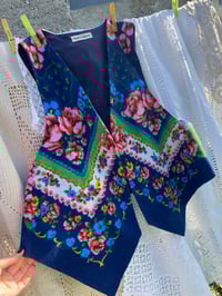 Image 12 of Chaleco feito a man. FOLIADA 148. Talla L/XL