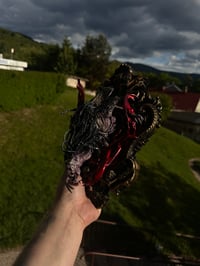 Image 5 of Twisted frame