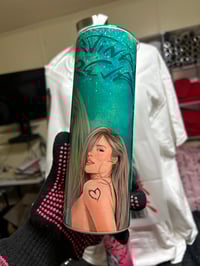 Image 2 of Shimmer 💚 Latina Foreva Tumbler
