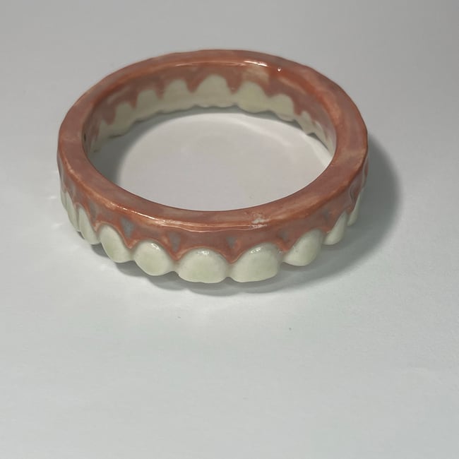 Teeth Bracelet H - 7.25 in Inner Circumference