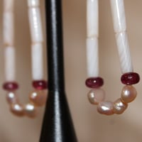 Image 5 of MOP, Pink Pearls & Topaz Jaatłool