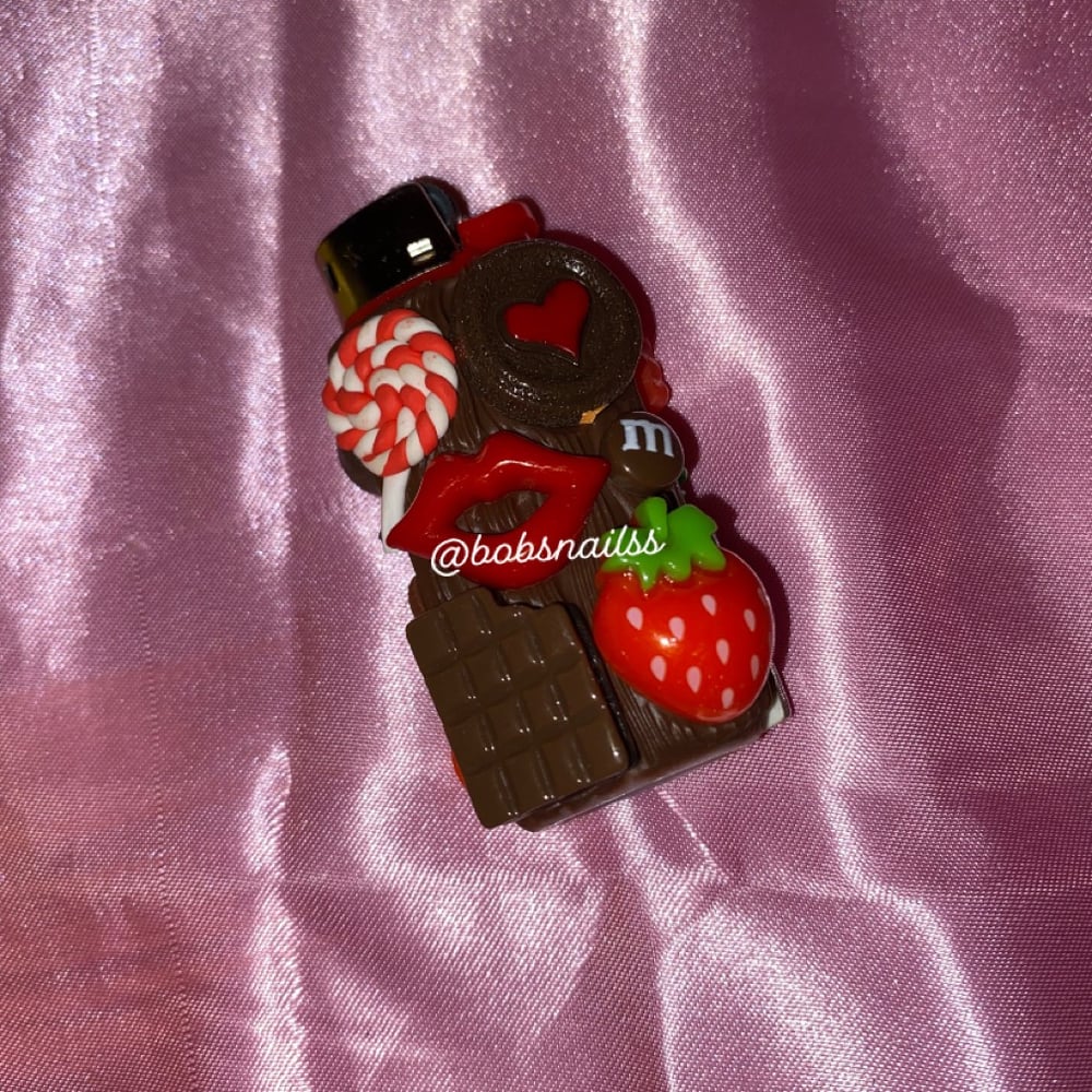 Image of 🍫💋❤️🍓☁️Mini Chocolate Red Lighter