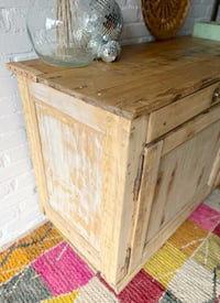 Image 9 of Meuble de métier 