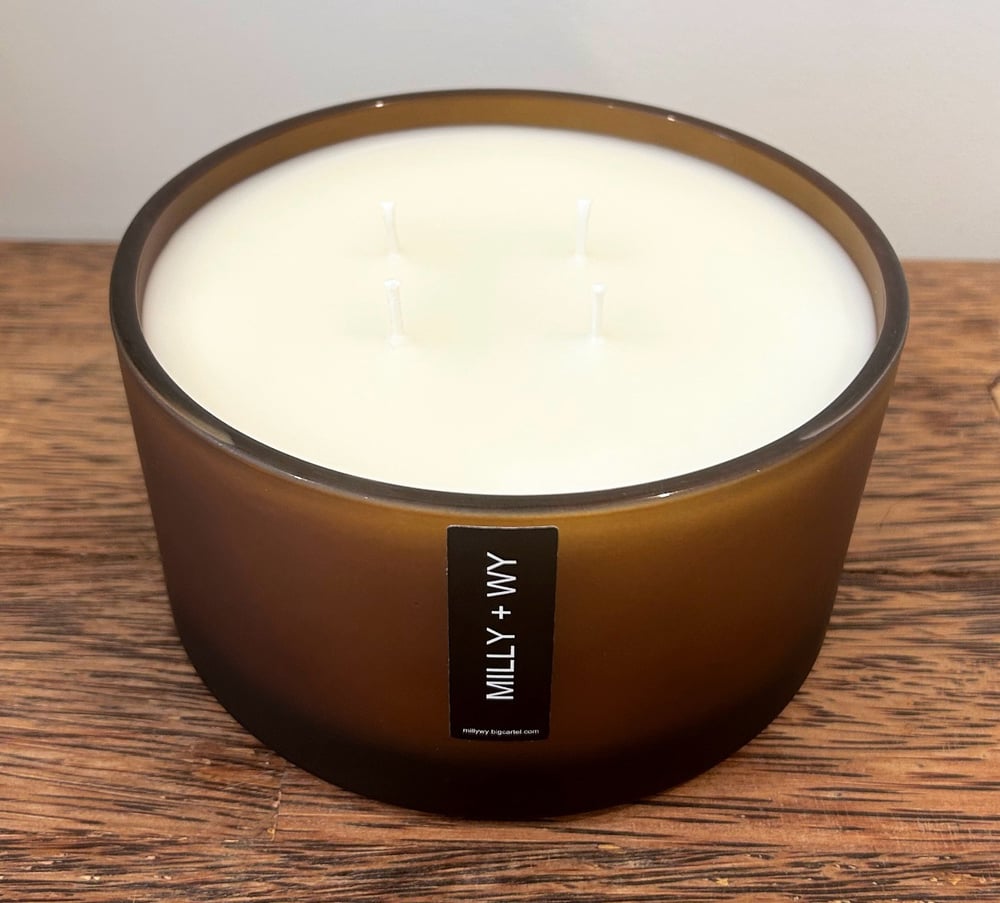 Image of Amber Jumbo Cambridge Candle Bowl