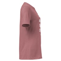 Image 3 of Women's Relaxed T-Shirt Sips about to go down