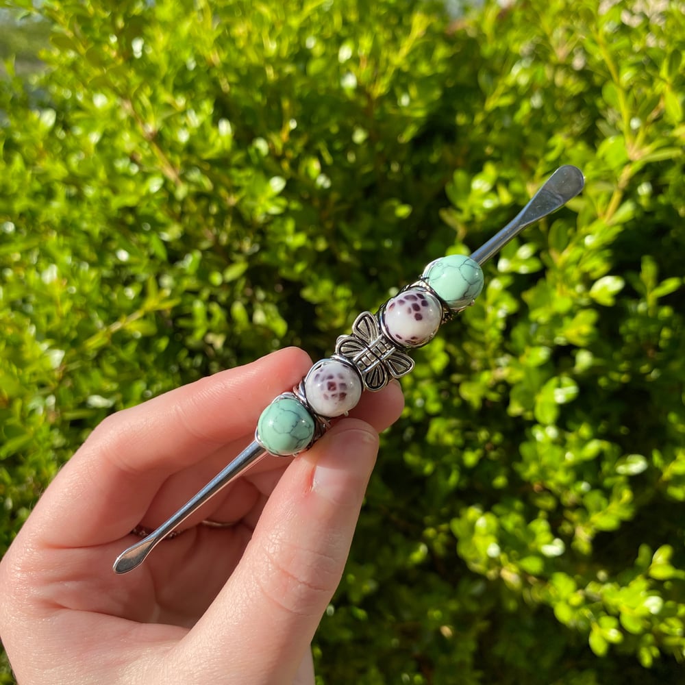 Image of aqua butterfly dab tool