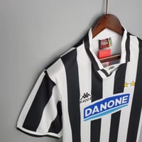 Image 4 of Juventus 94/95 Retro Home Jersey