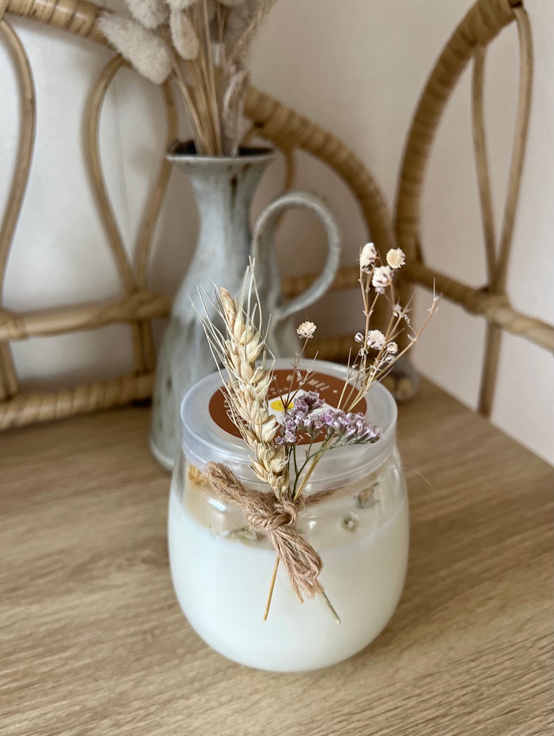 Image of Decorative Soy  Candle Dried Flowers & Crystals