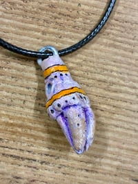 Image 1 of Pendy 9