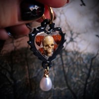 Image 2 of Pendientes | Colgante  Heart Locket Skull 